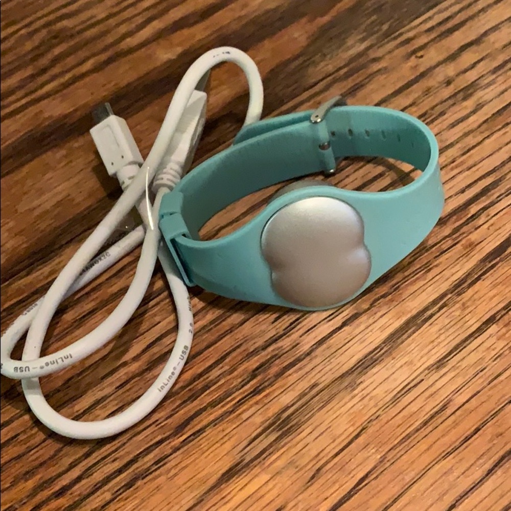 Ava Fertility Bracelet 1.0